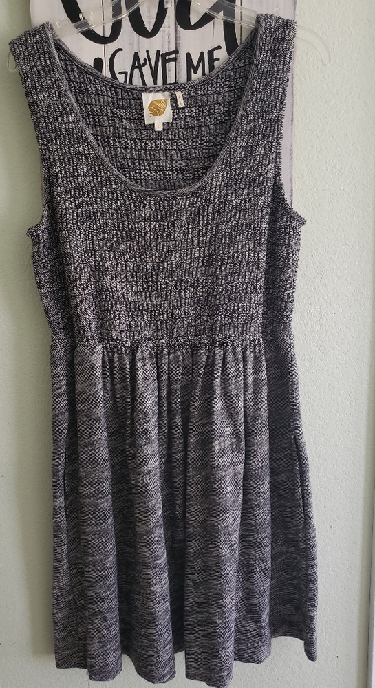 Cute&Casual gray dress with pockets
